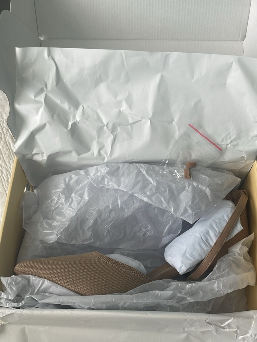 Cozy island nude pump 7.5 NWT $100 new - Picture 8 of 8